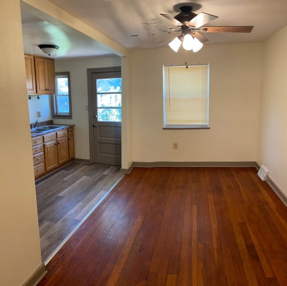 642 N Mary St - Photo 4 of 12