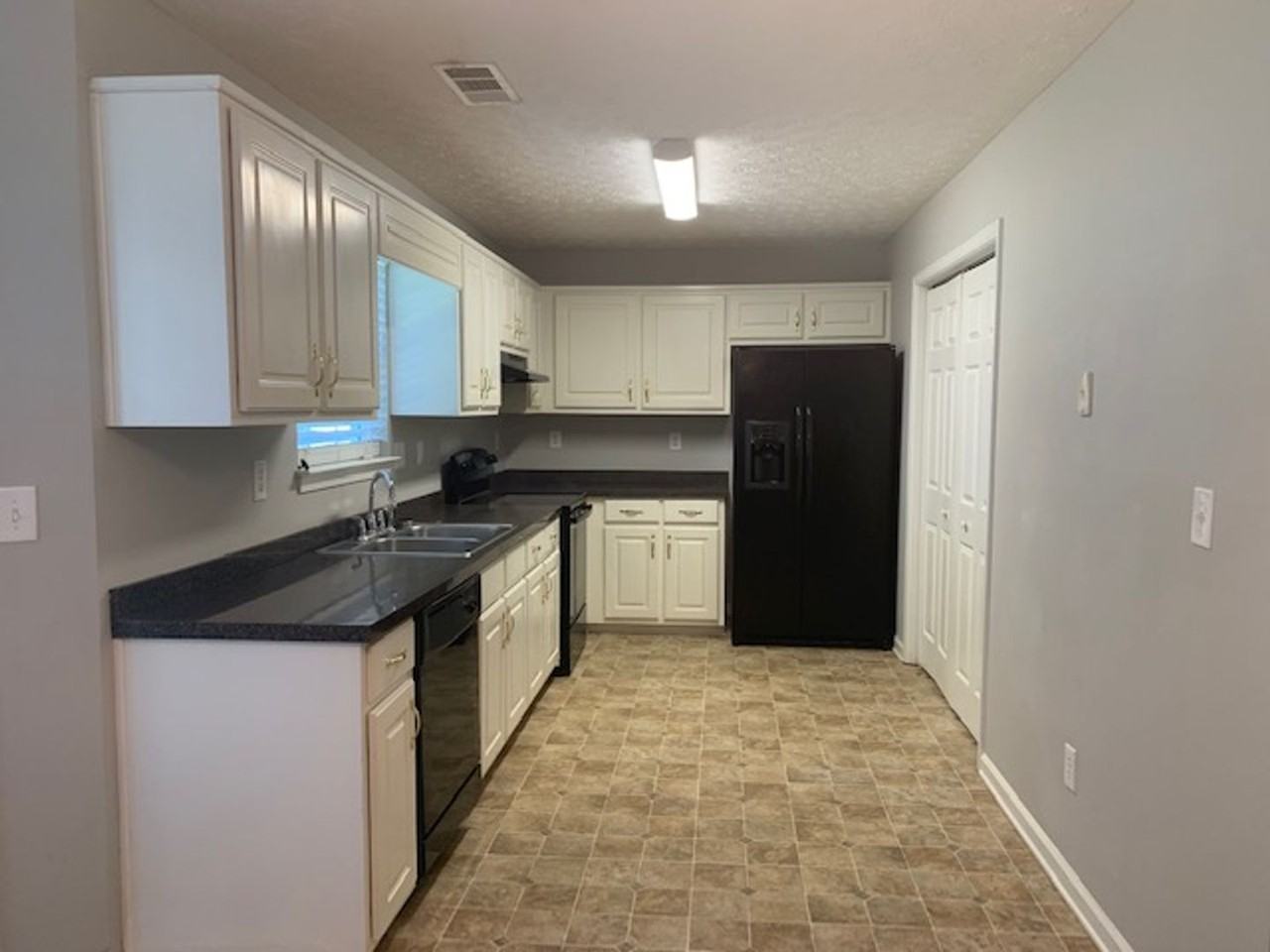 237 Vineyard Ridge Dr - Photo 6 of 17