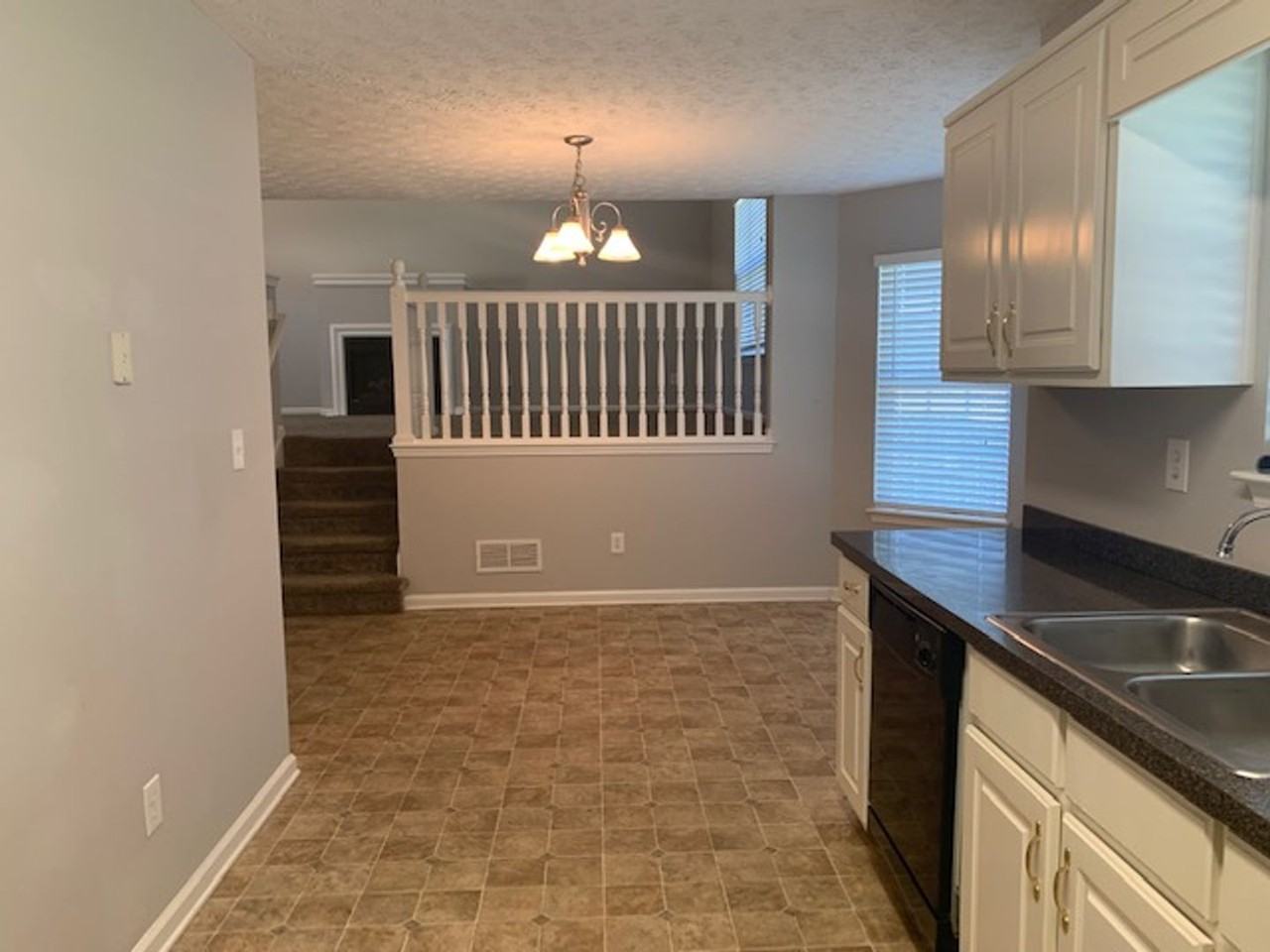 237 Vineyard Ridge Dr - Photo 7 of 17