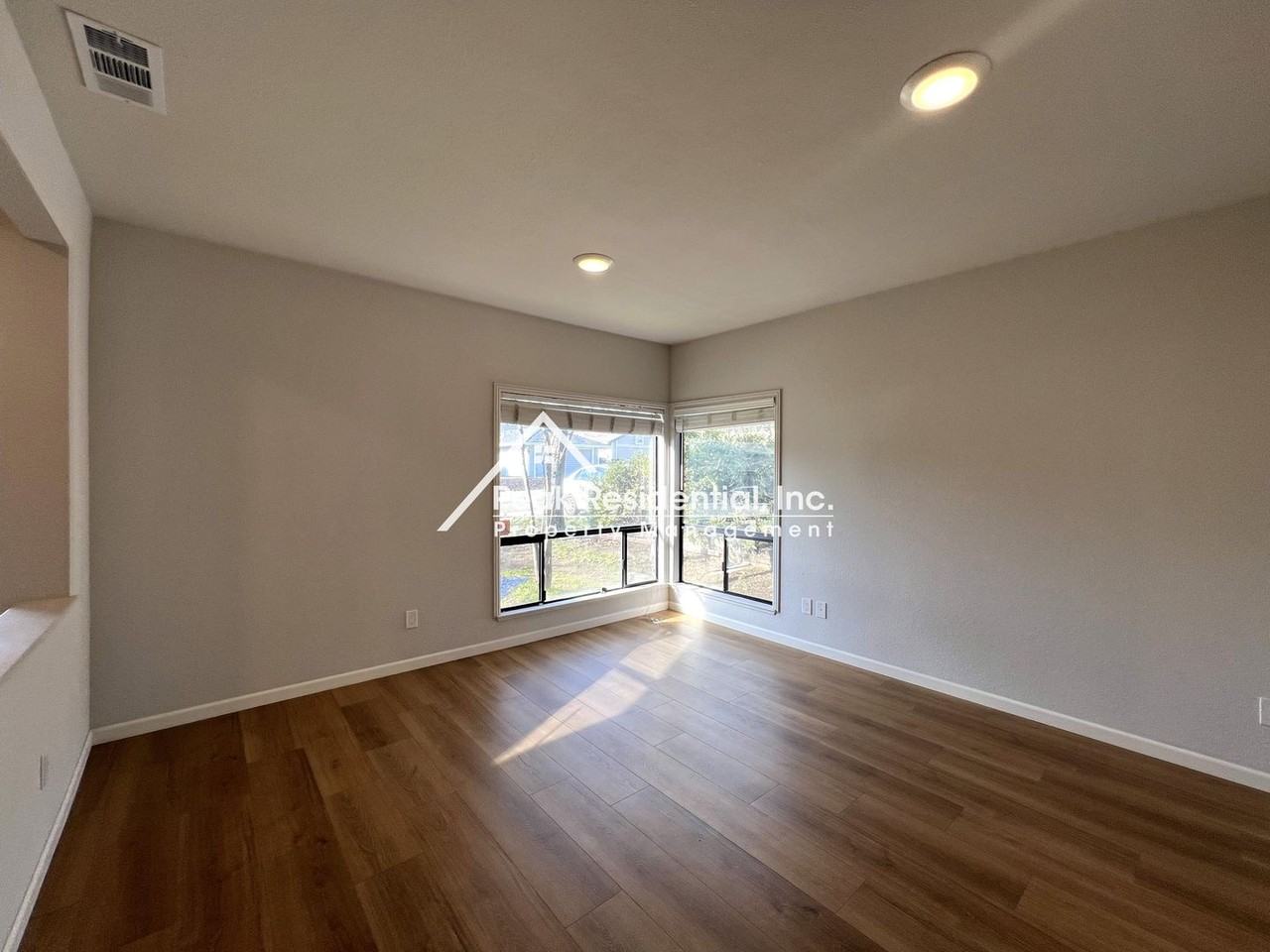 3817 Kilbridge Ct - Photo 5 of 29