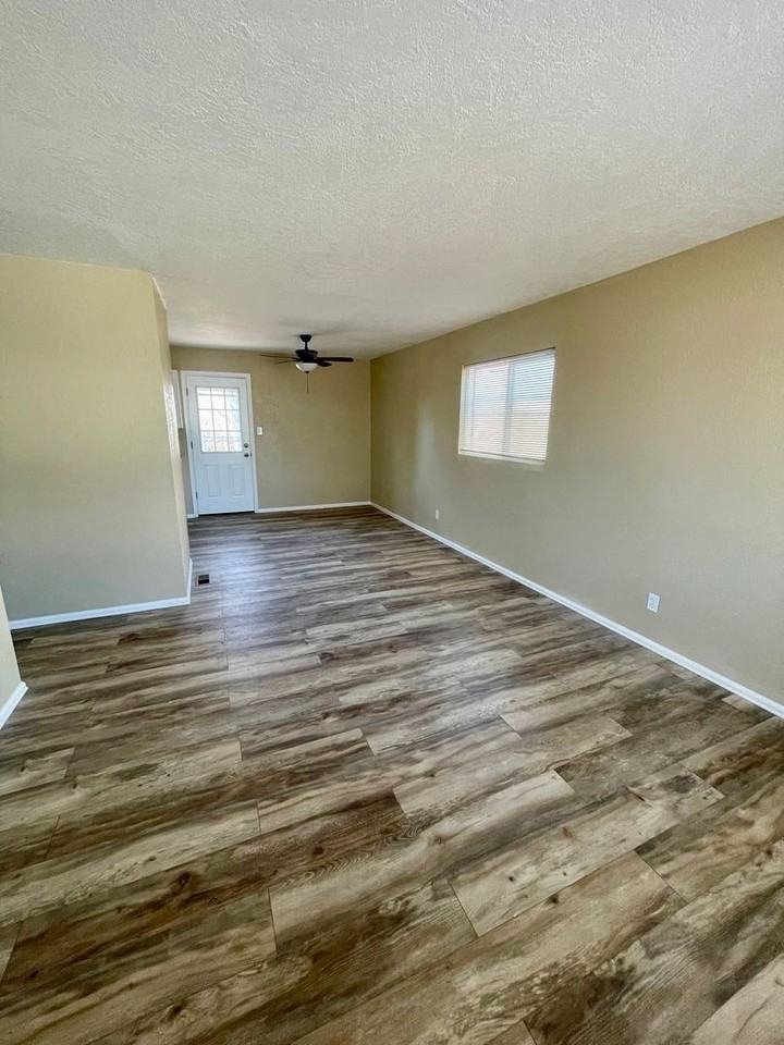 46 Goret Dr - Photo 2 of 13