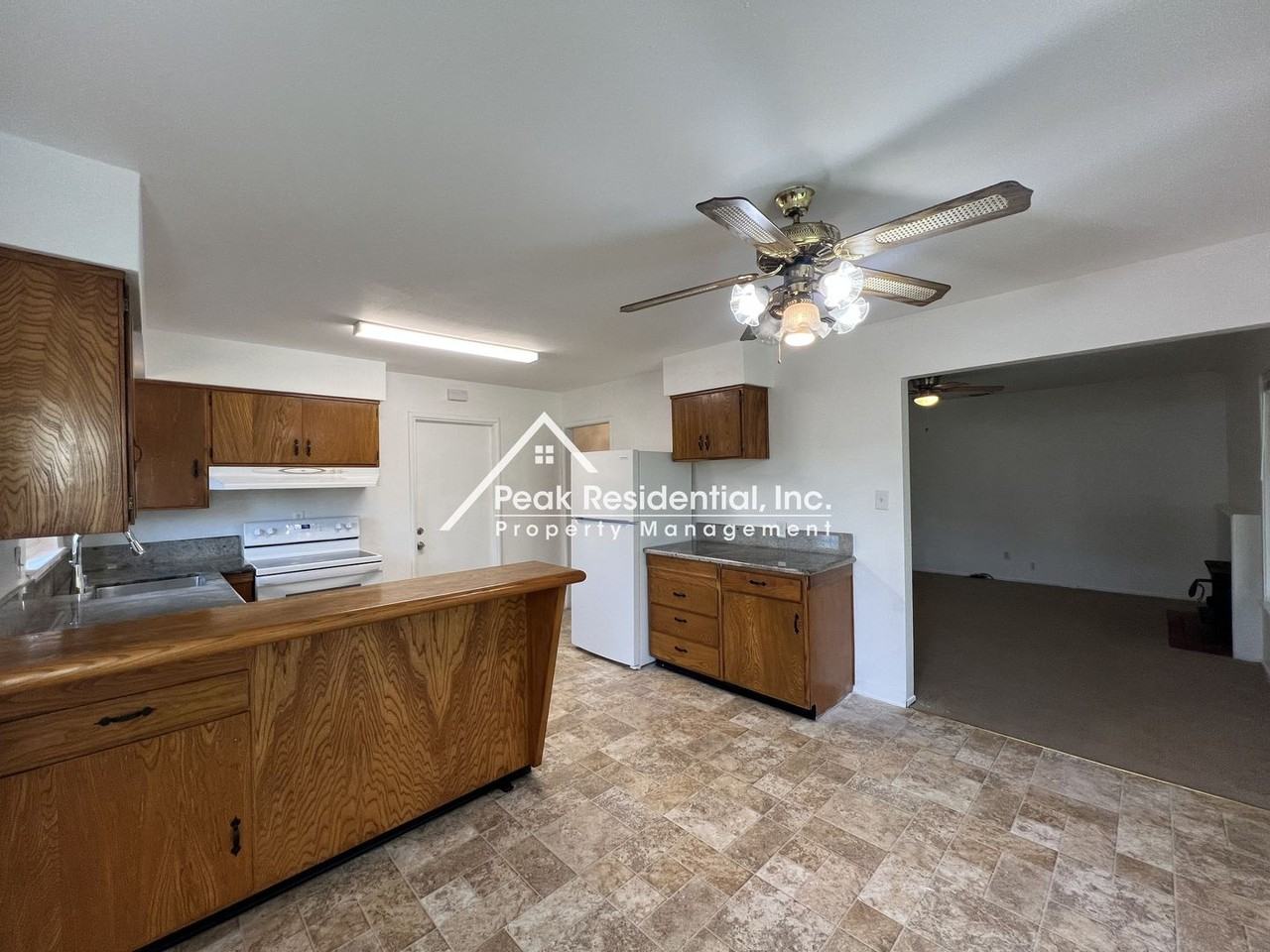 4407 Bouts Pkwy - Photo 6 of 19