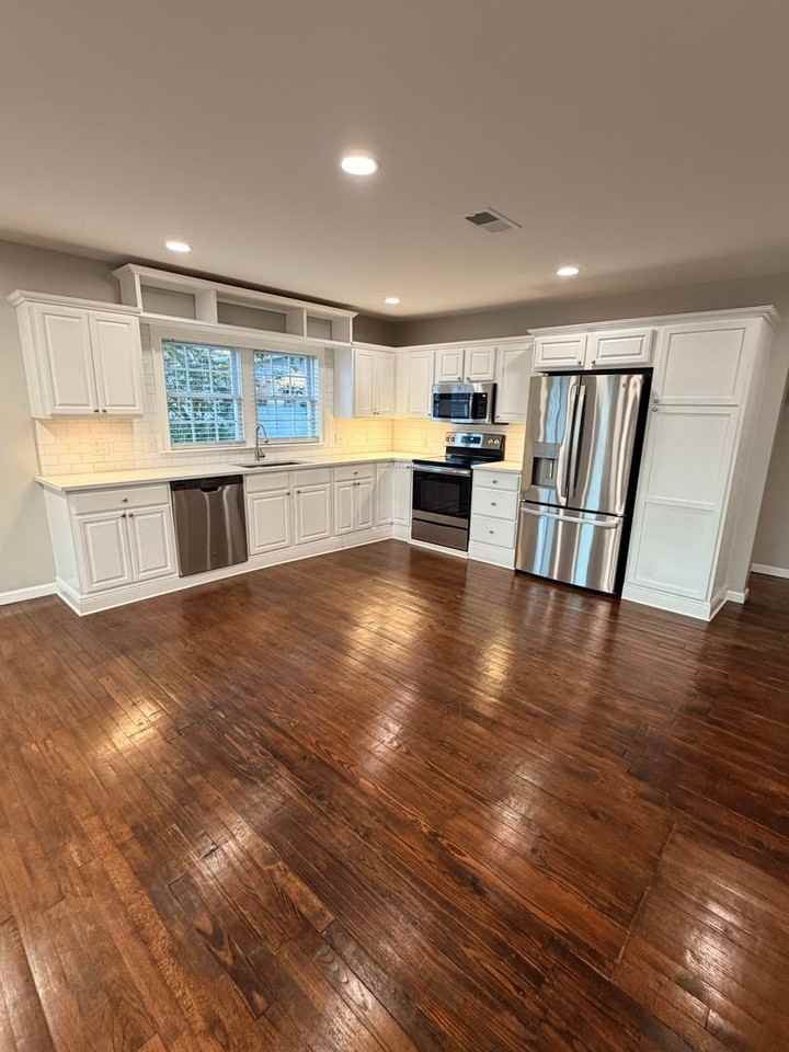 4502 Cauley Ln - Photo 3 of 23