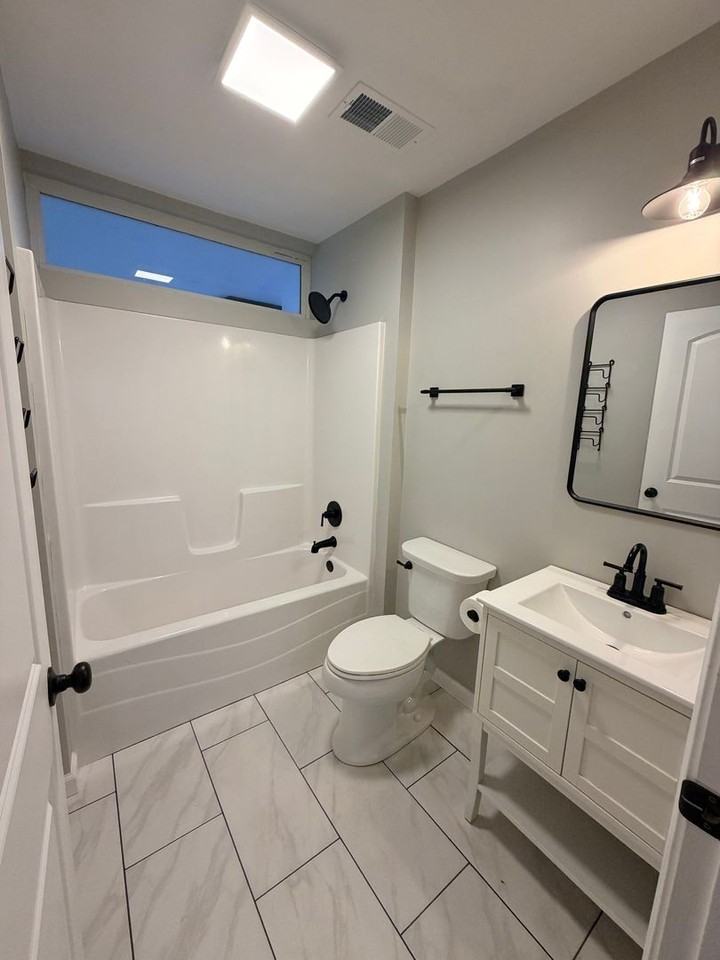 4502 Cauley Ln - Photo 4 of 23