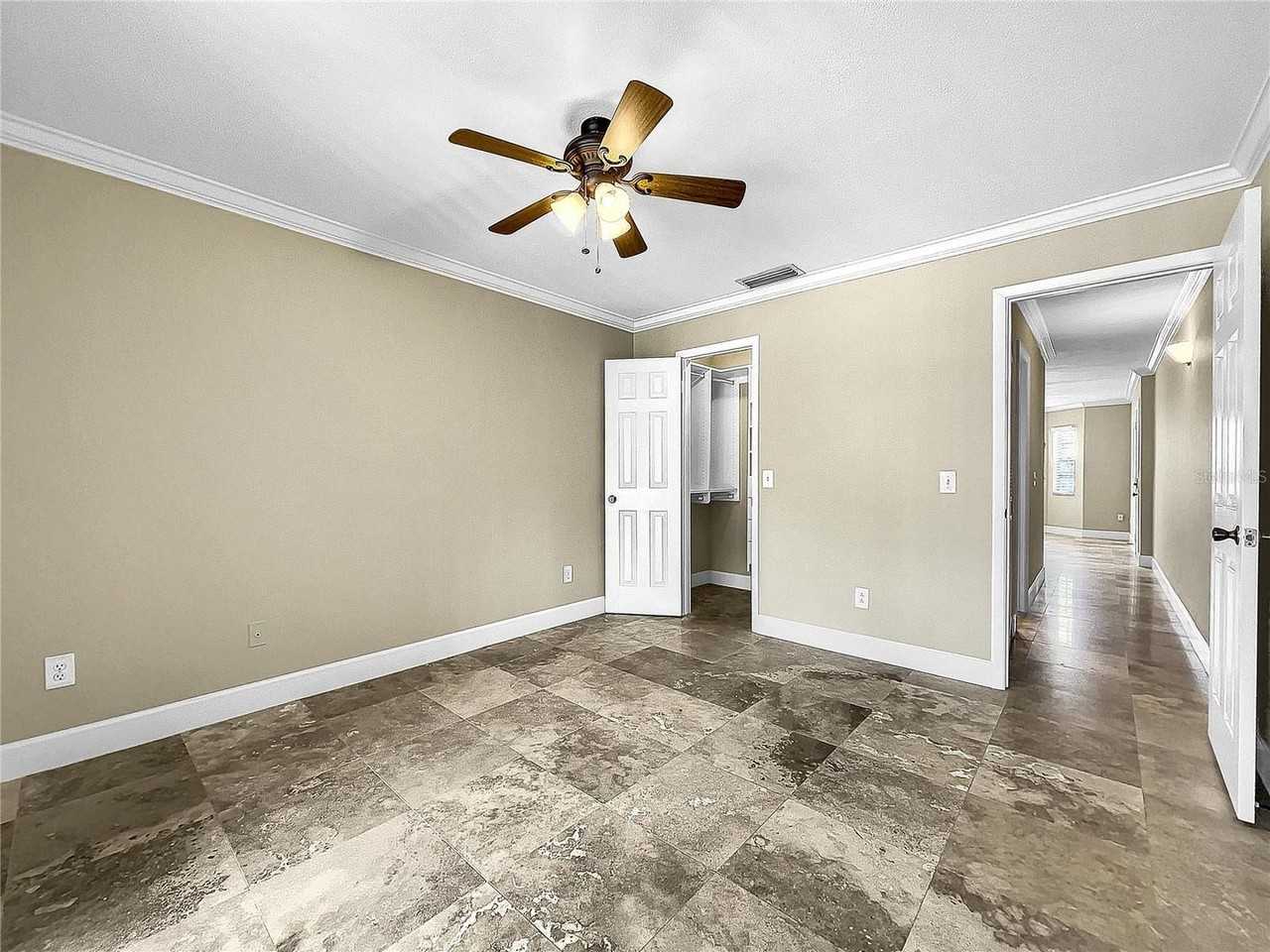 4513 S Oak Dr #Q62A - Photo 6 of 11