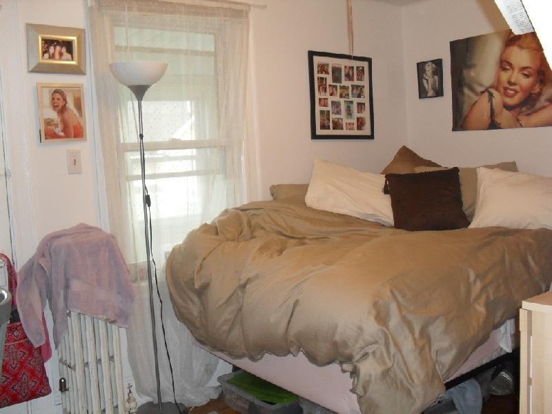 17 Stockwell St #2 - Photo 3 of 5