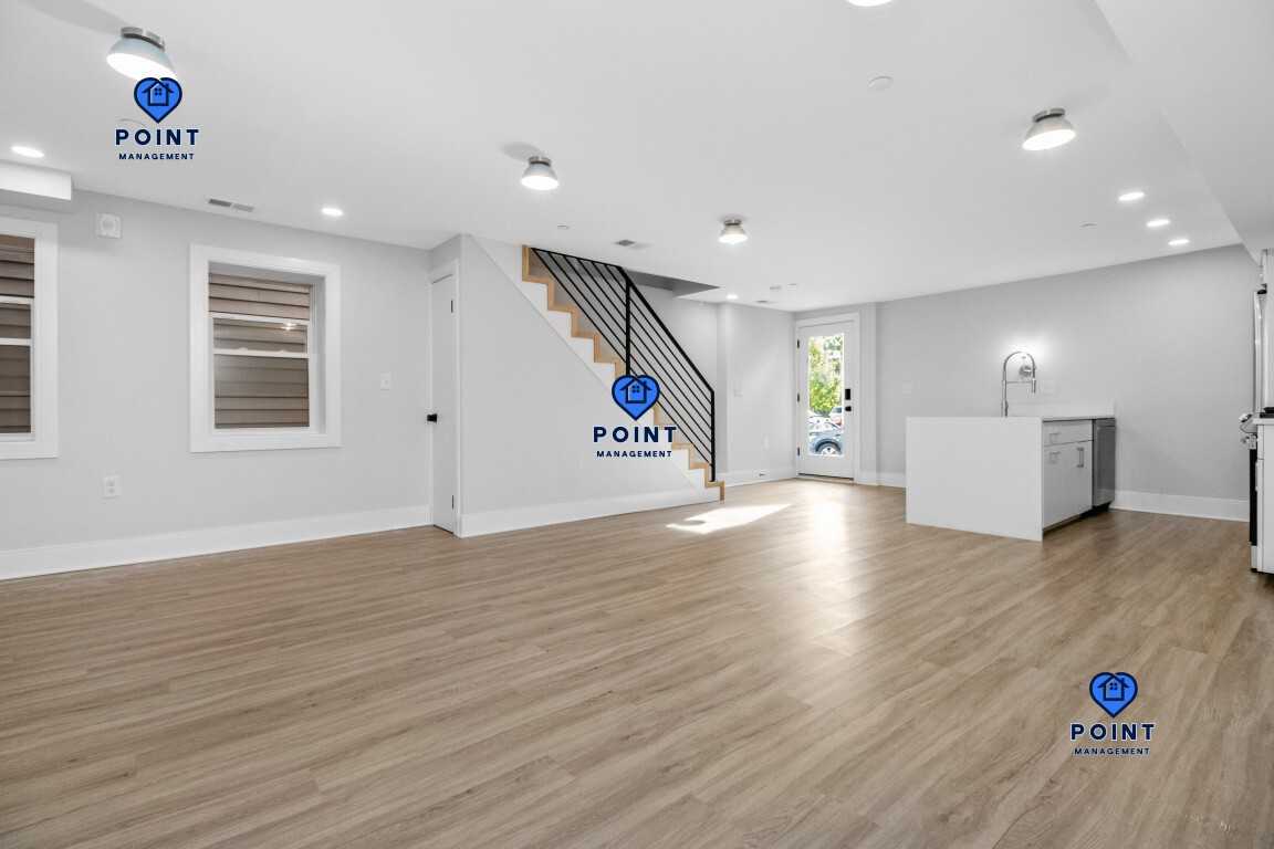 5 Hooten Ct #1 - Photo 3 of 14