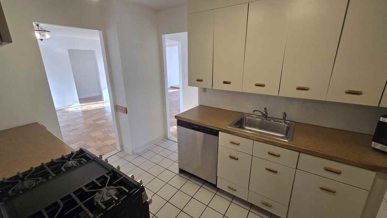 80 Pond Ave #606 - Photo 3 of 15