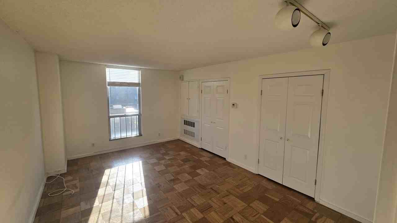 80 Pond Ave #606 - Photo 5 of 15