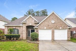 featured image of 8911 Cypress Square Dr