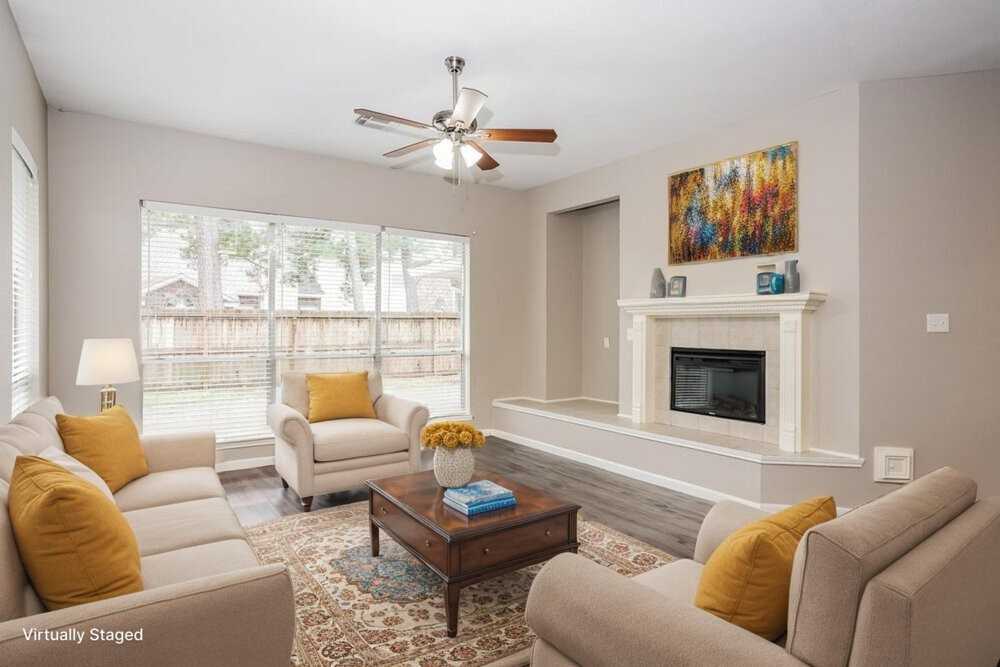 8911 Cypress Square Dr - Photo 4 of 19