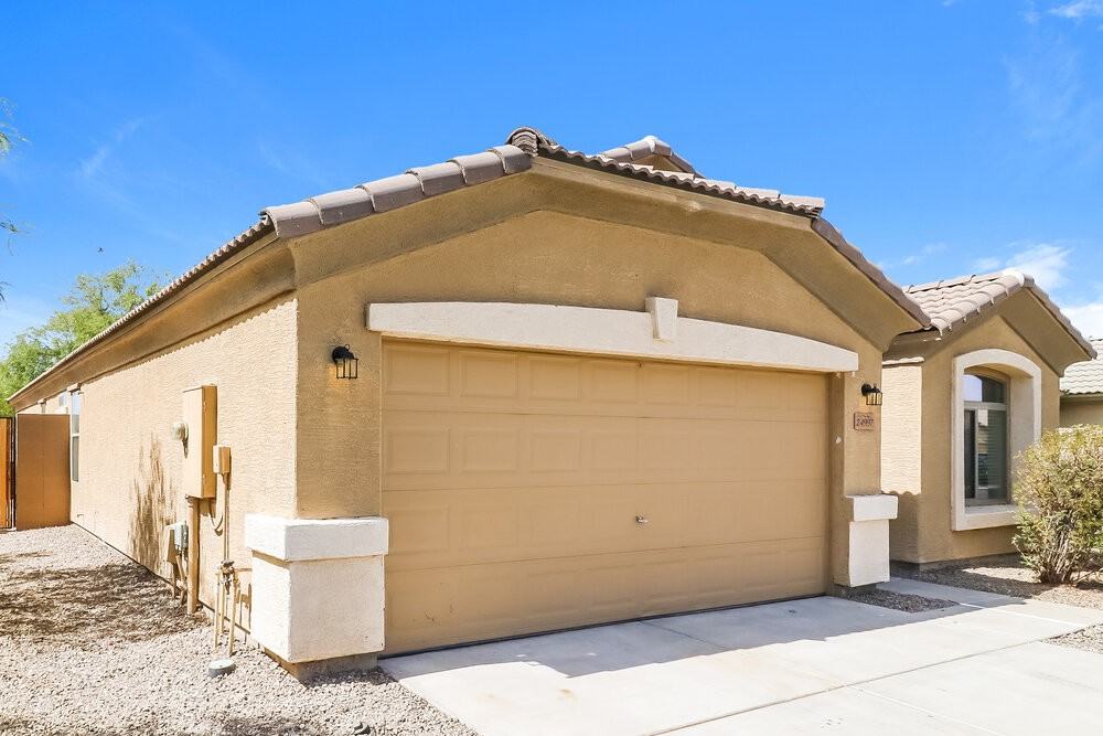 24997 W Vista Norte St - Photo 2 of 16