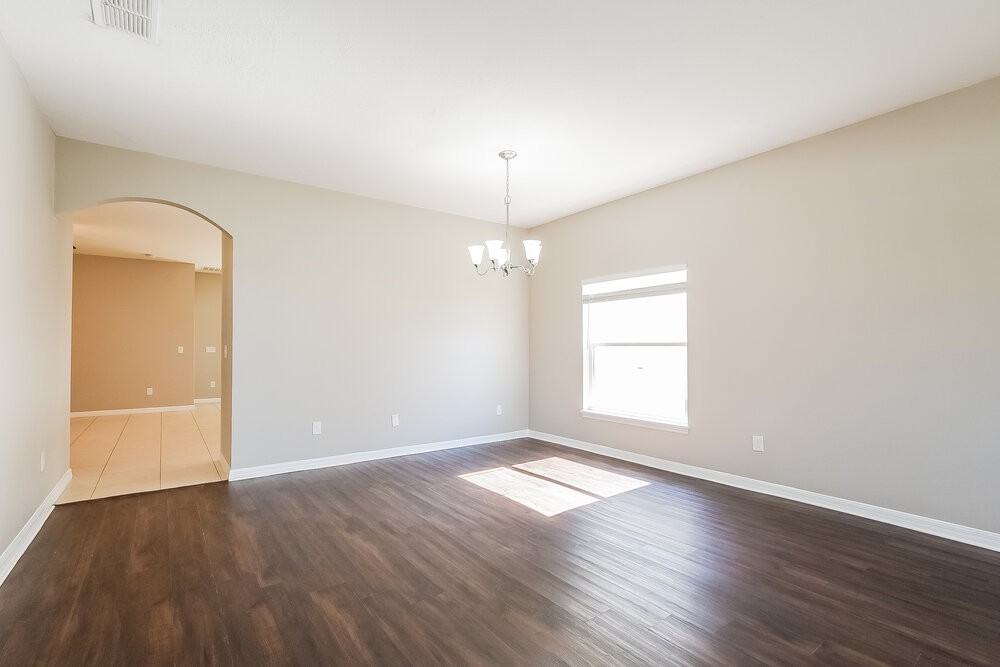 336 Marathon Ln - Photo 3 of 16