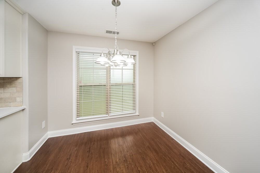 7200 Kingcrest Rd - Photo 6 of 16