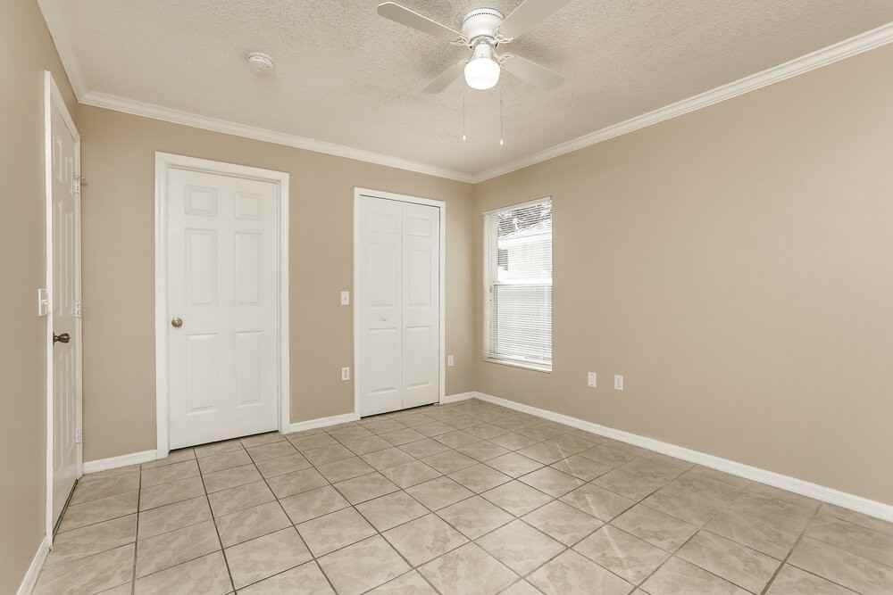 326 Daniels Pointe Dr - Photo 7 of 16