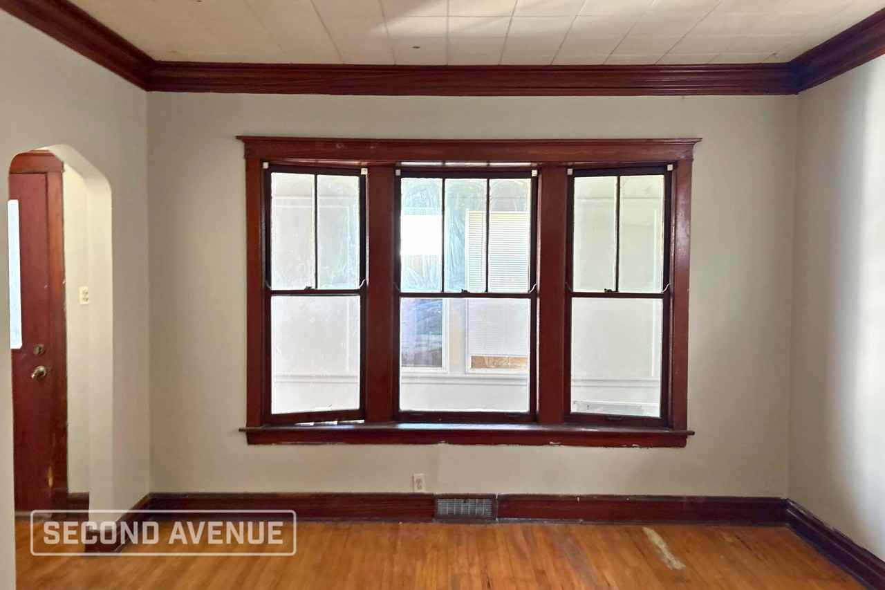 11140 S Parnell Ave - Photo 5 of 11