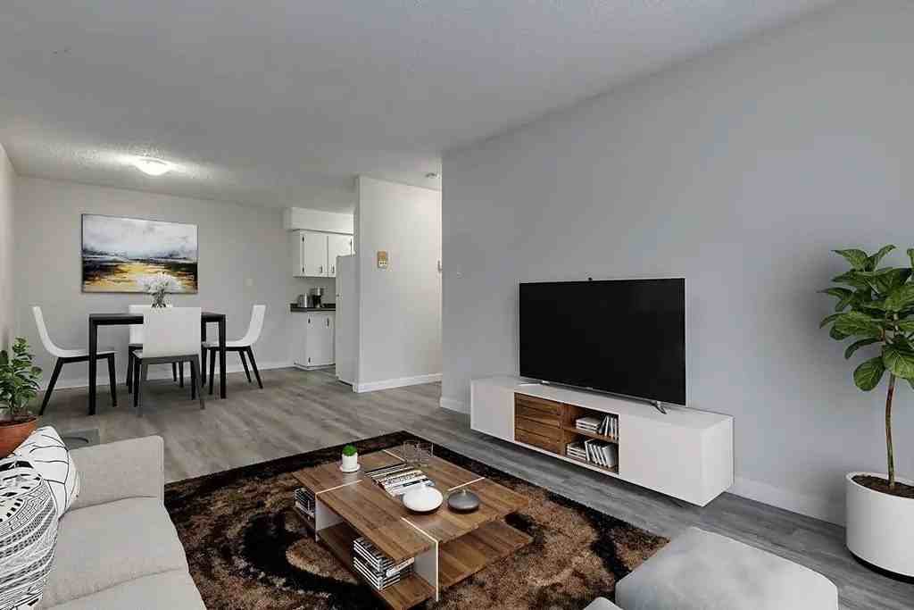 Caswell Manor - Photo 2 of 22