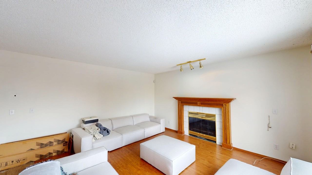 68 Del Ray Crescent Northeast - Photo 3 of 26