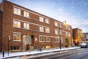 featured image of 4790 Rue Sainte-Catherine E