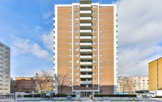 featured image of 80 Cosburn Ave