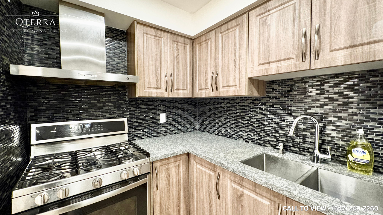 115-1180 Mississauga Vly Blvd, Mississauga, Ontario L5A 3M9 - Photo 4 of 22