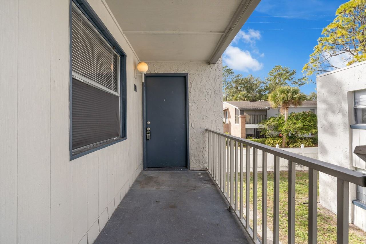 5111 Curry Ford Rd #4 - Photo 3 of 17