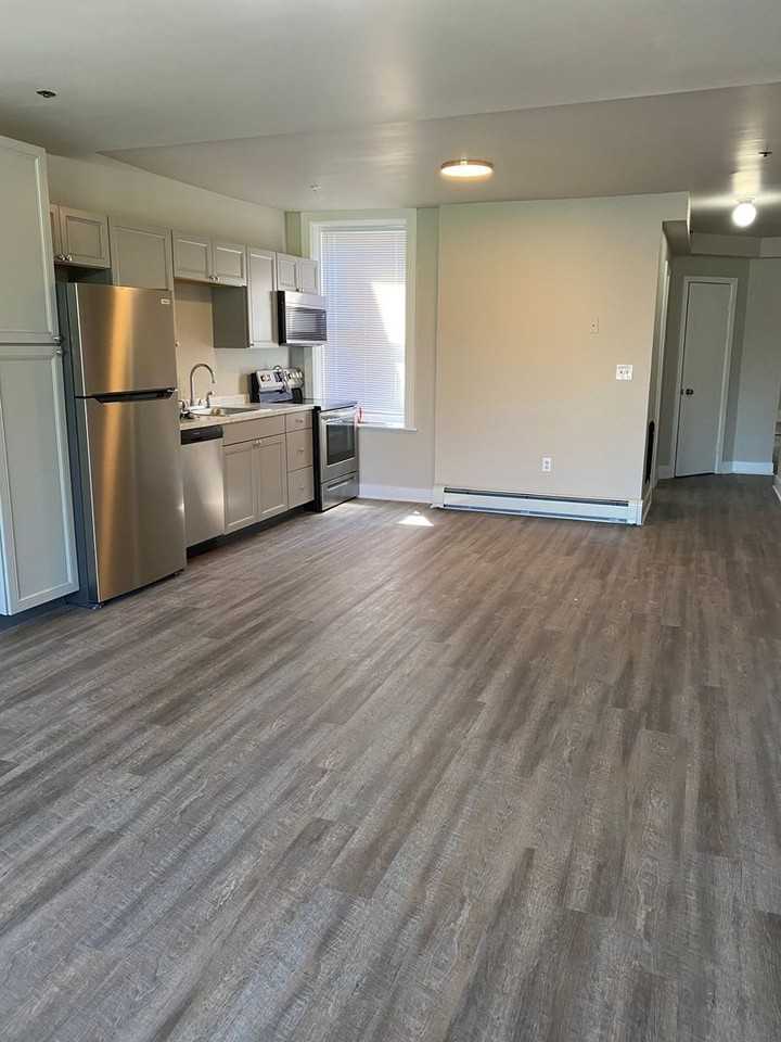 Hill Cafe - Photo 2 of 16