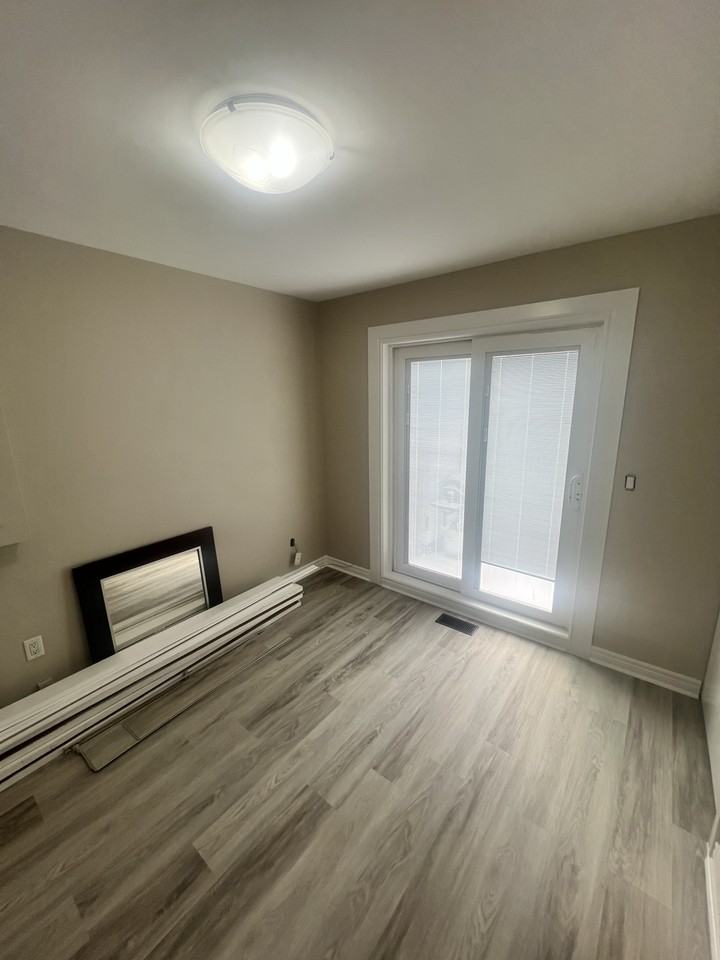 269 Montmorency Dr - Photo 6 of 8