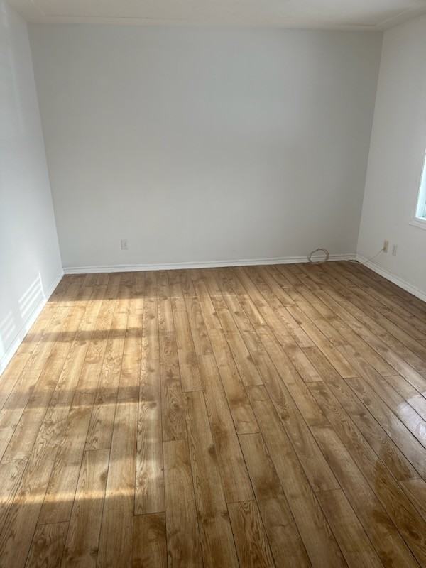 1209 Eleanor Ave - Photo 4 of 18