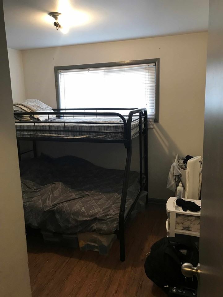 87 Elmwood Rd - Photo 4 of 11