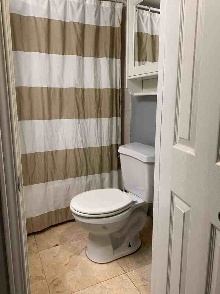 77 Elmer Ave - Photo 5 of 17