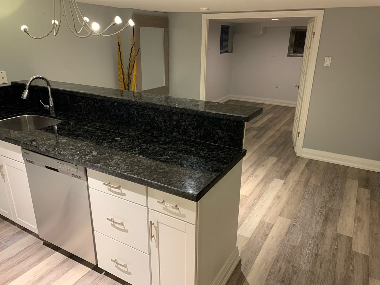 77 Elmer Ave - Photo 6 of 17