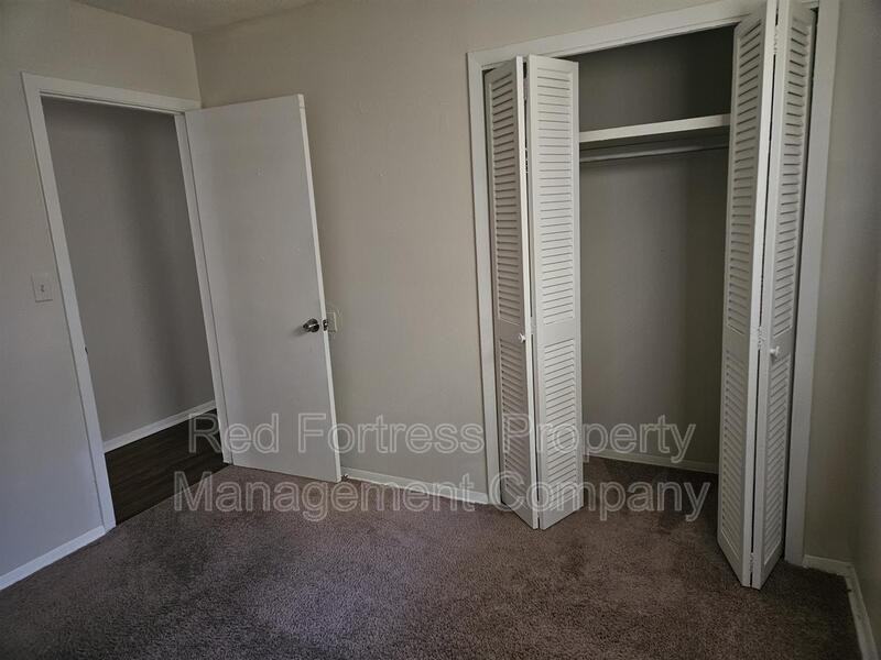 2354 Willard St Frnt - Photo 5 of 7