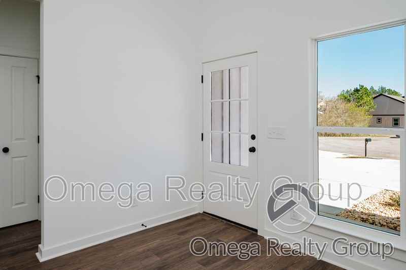 206 Winners Cir - Photo 6 of 36