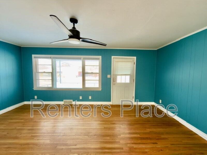 431 S 109th East Ave - Photo 3 of 16