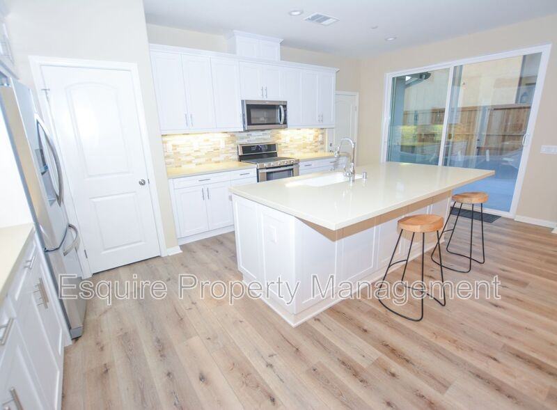 2725 Navajo St - Photo 5 of 24