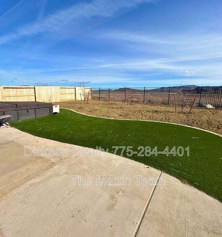 8932 Coyote Bluff Dr - Photo 2 of 16