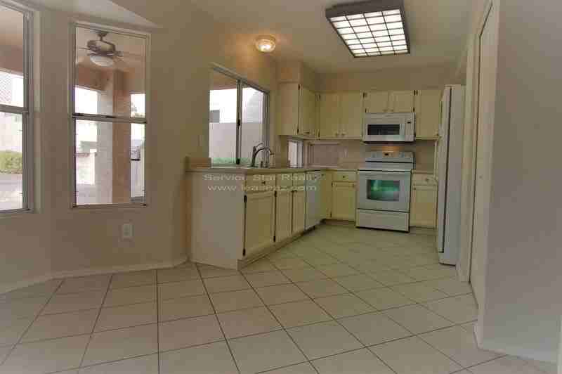 1204 E Silverwood Dr - Photo 5 of 34