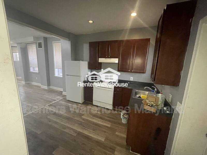 1427 Poplar Grove St - Photo 2 of 18