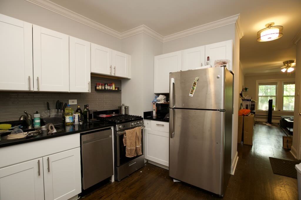 2151 N Fremont St #1S - Photo 3 of 18