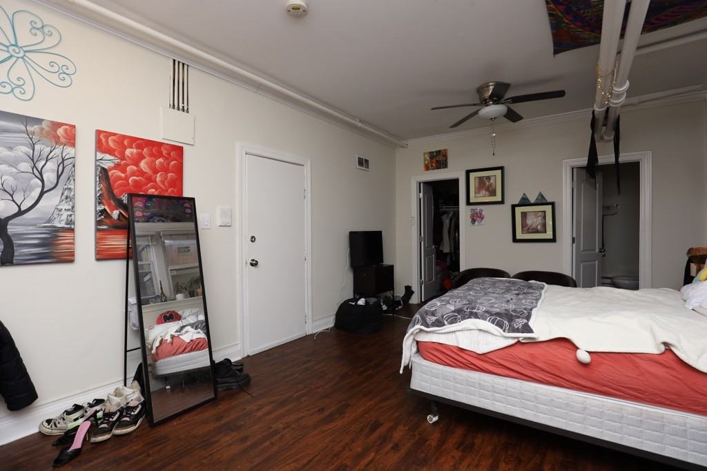 2129 N Dayton St #G3 - Photo 6 of 17