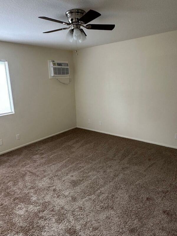 2323 Del Mar Rd #02 - Photo 3 of 12