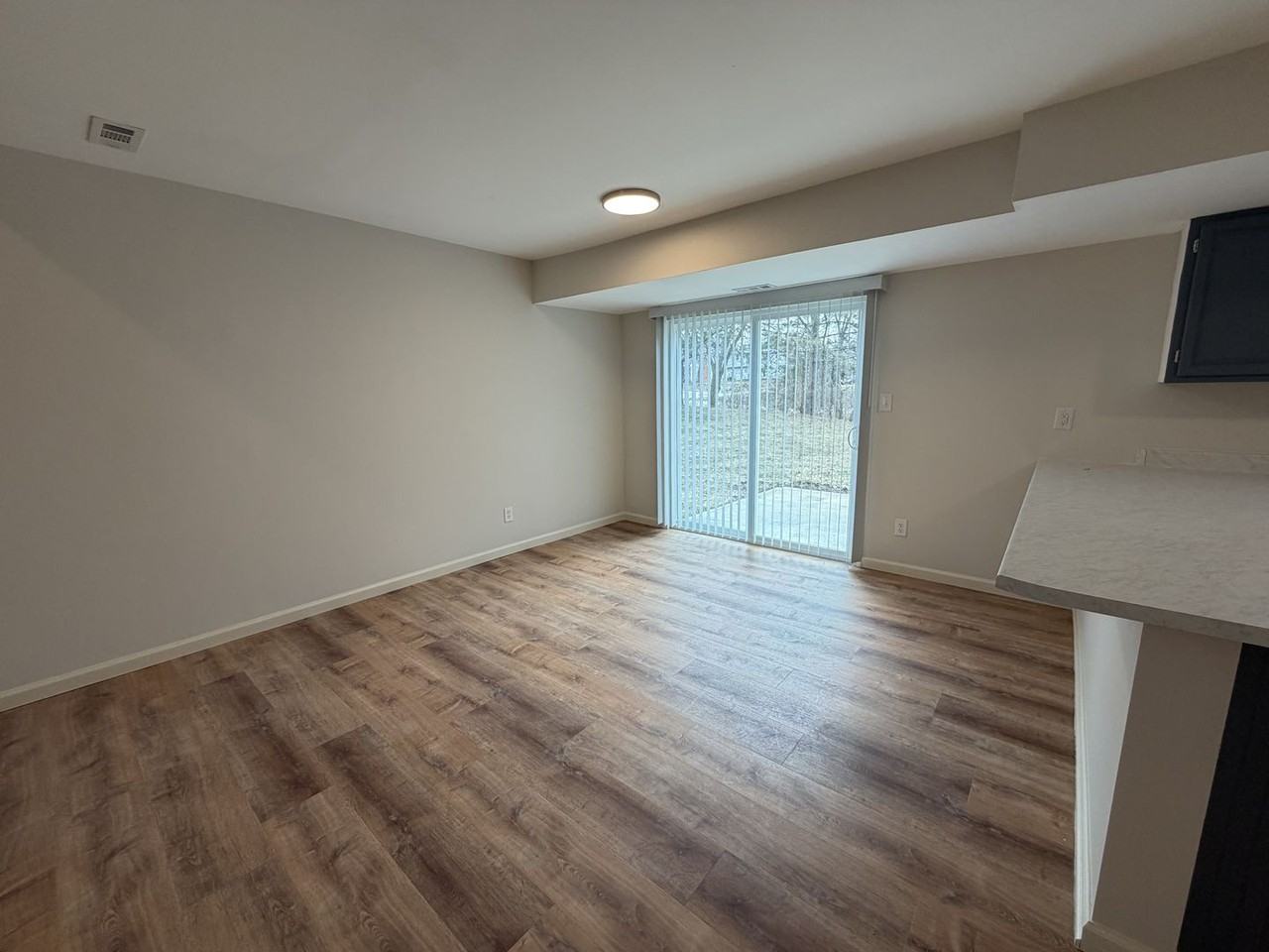 1918 Mirtle Grove Ct - Photo 4 of 31