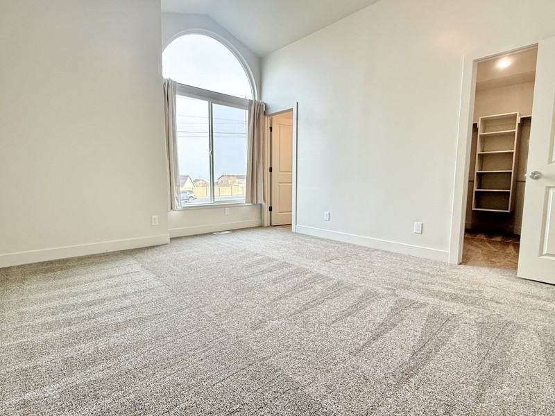 5687 S Esprit Dr - Photo 7 of 50