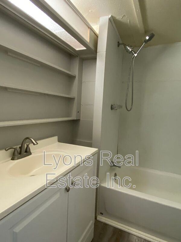 2177 Gish Ln - Photo 6 of 10