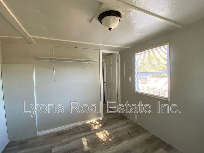 2177 Gish Ln - Photo 7 of 10