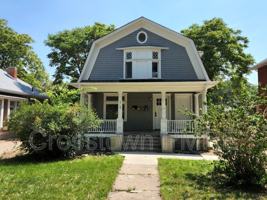 featured image of 1718 8th Ave