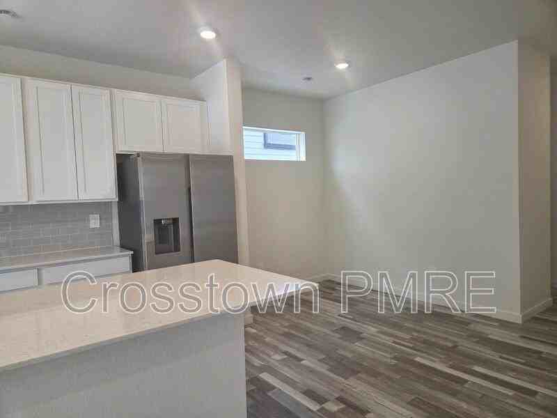 3373 Kobuk Street - Photo 7 of 22