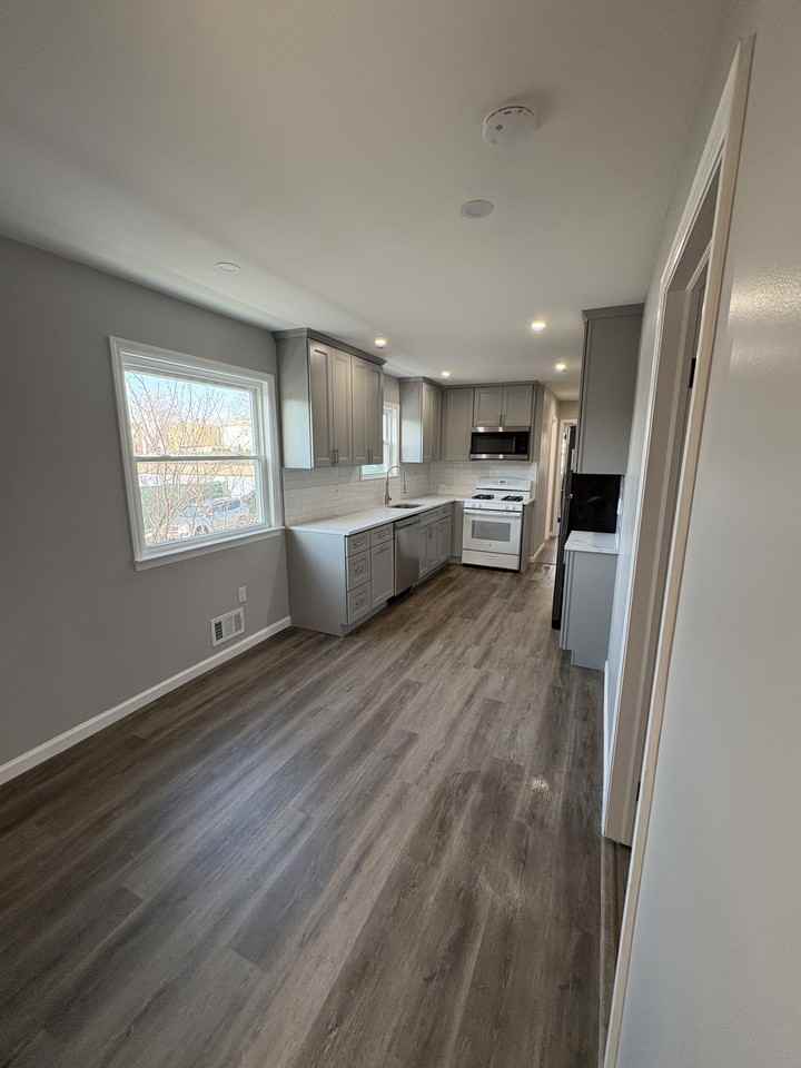 600 Bergen Street #2 - Photo 6 of 11