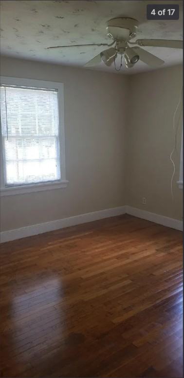 3803 Larry St - Photo 4 of 16